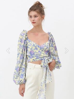 Floral Wrap Puff Sleeve Crop Top